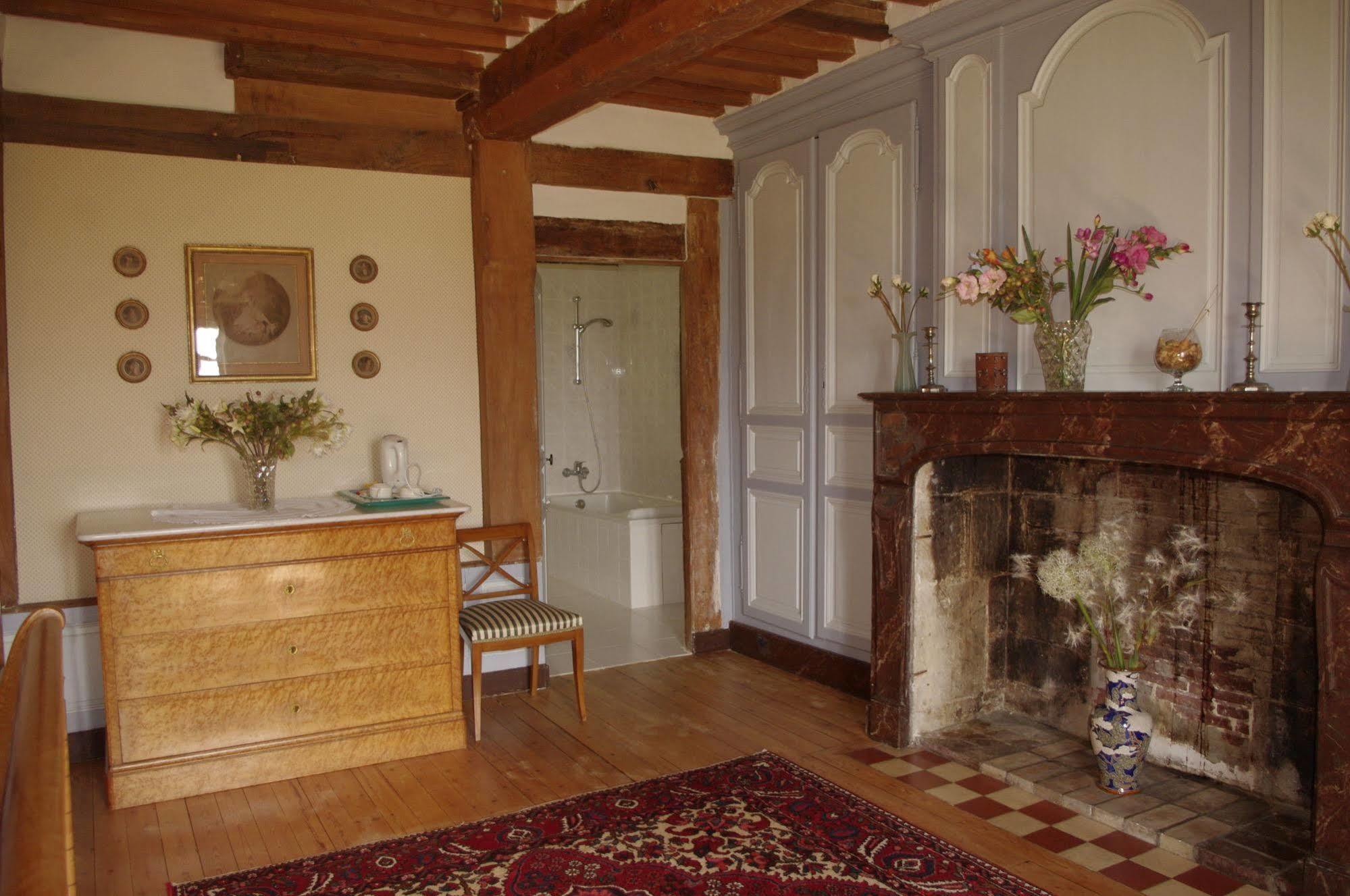 מלון Saint-Pierre-Sur-Dives Manoir Du Lieu Rocher מראה חיצוני תמונה